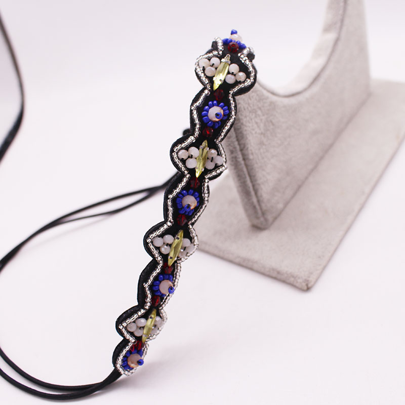 Dân Tộc Mới Cưới Cô Dâu Kim Lo - đánh giá và giá New Ethnic Fashion